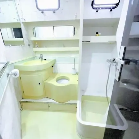 Πλωτό κατάλυμα Sejour Insolite A Bord D'un Yacht A Vecchio