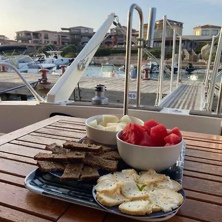 Πλωτό κατάλυμα Sejour Insolite A Bord D'un Yacht A Vecchio Πόρτο Βέκιο