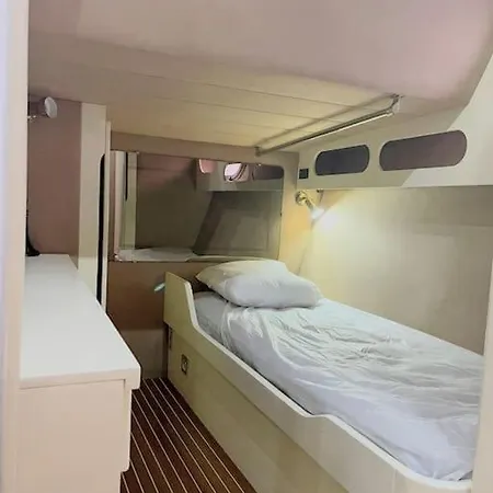 Sejour Insolite A Bord D'un Yacht A Vecchio Πλωτό κατάλυμα