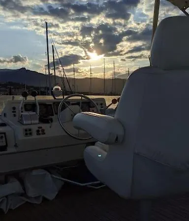 Πλωτό κατάλυμα Sejour Insolite A Bord D'un Yacht A Vecchio Πόρτο Βέκιο